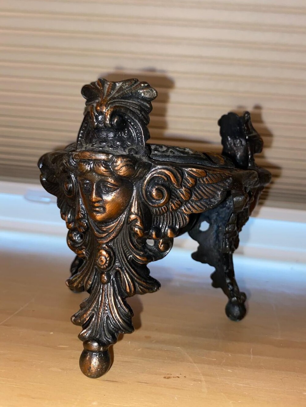 Vintage Ashtray Art Nouveau Antique Ornate Bronze-Tone Figural Detail